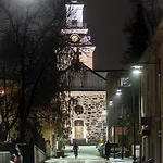 Snellmaninkatu 22 B, Yksityinen Pistokkeellinen Autopaikka Sisaepihalla Apartment