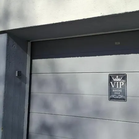 Snellmaninkatu 22 B, Ilmainen Kadunvarsipysäköinti Kuopio