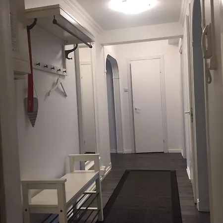 Snellmaninkatu 22 B, Ilmainen Kadunvarsipysaekoeinti Kuopio