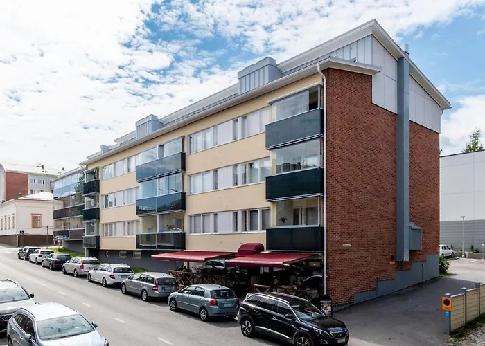 Snellmaninkatu 22 B, Yksityinen Pistokkeellinen Autopaikka Sisaepihalla شقة