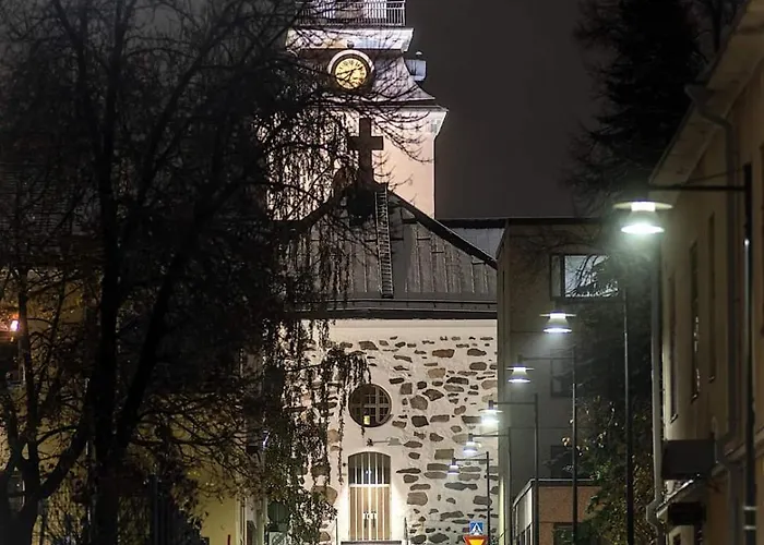 Snellmaninkatu 22 B, Yksityinen Pistokkeellinen Autopaikka Sisaepihalla شقة